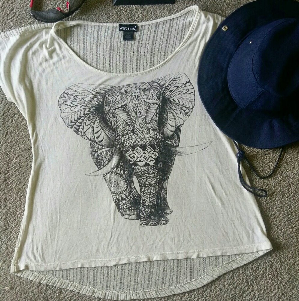 A Wet Seal elephant tee shirt